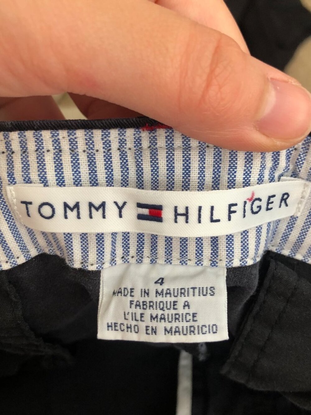 TOMMY HILFIGER Solid Black 100% Cotton Five Pocket Chino Shorts 4 in 4" In sz 4 - Picture 5 of 8